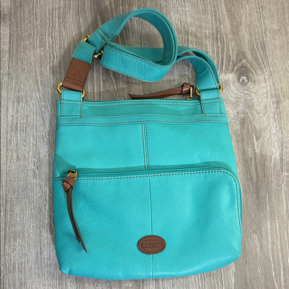 Ver Large Fossil Turquoise Crossbody Bag